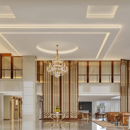 Vienna International Hotel Shenzhen Shuibei Exterior photo